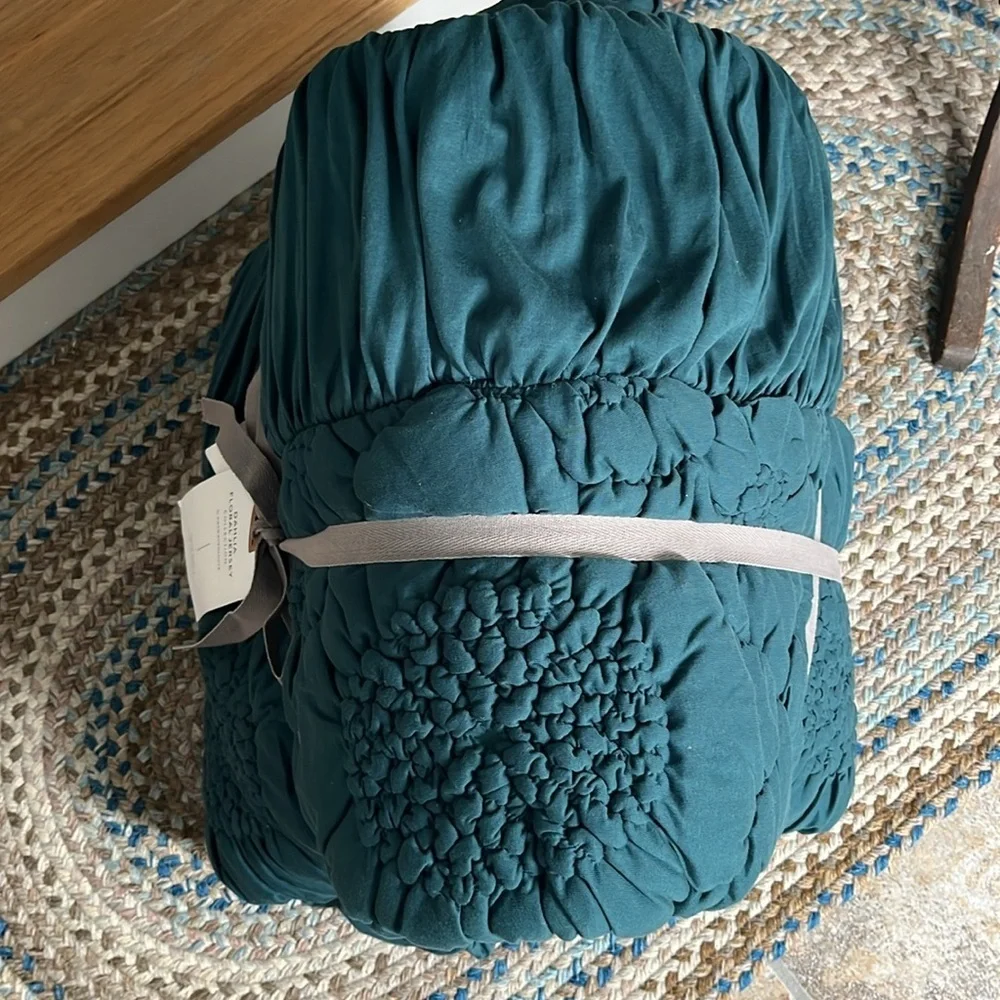 Anthropologie Dahlia Cotton Jersey Floral Quilt Size Twin NWT
